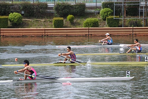 レースの様子（写真手前から2番目が石田選手）