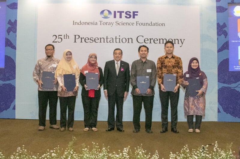 25th presentation ceremony of the Indonesia Toray Science Foundation, with science and technology grant recipients