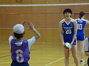 オーバーパスを教える黒後選手