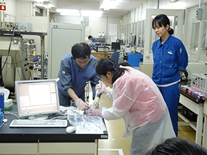 東レリサーチセンターでの分析の体験