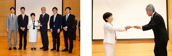 2018年度・2019年度日本化学会会長 川合 眞紀 氏(左から3番目)と弊社受賞者5名