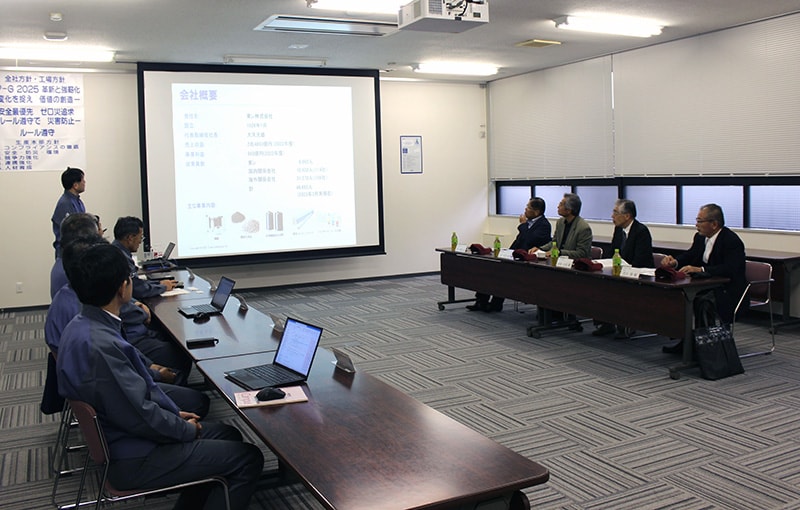近隣地域代表者との懇談会を実施（東レ（株）岐阜工場）