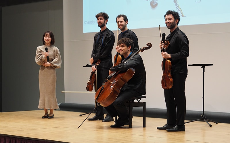 「東レフレンドシップコンサート」で演奏したヴィジョン弦楽四重奏団（東レ（株）東海工場）