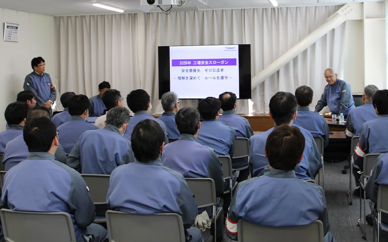 土浦工場での決算説明懇談会